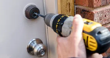 South Saint Paul MN Locksmith Store South Saint Paul, MN 651-432-4989 South Saint Paul MN Locksmith Store South Saint Paul, MN 651-432-4989 - 13-Key-Broke-In-Lock